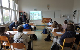Zajęcia edukacyjne oraz nowy sprzęt dla uczni&oacute;w szk&oacute;ł podstawowych w Kostkowie i Gniewinie 4
